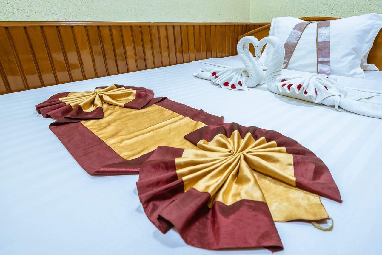 Sunrise Hotel มัณฑะเลย์ ภายนอก รูปภาพ